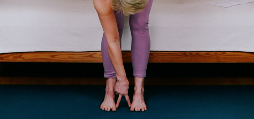 6 Yoga Poses for Hyperkyphosis That You Can Do Every Day